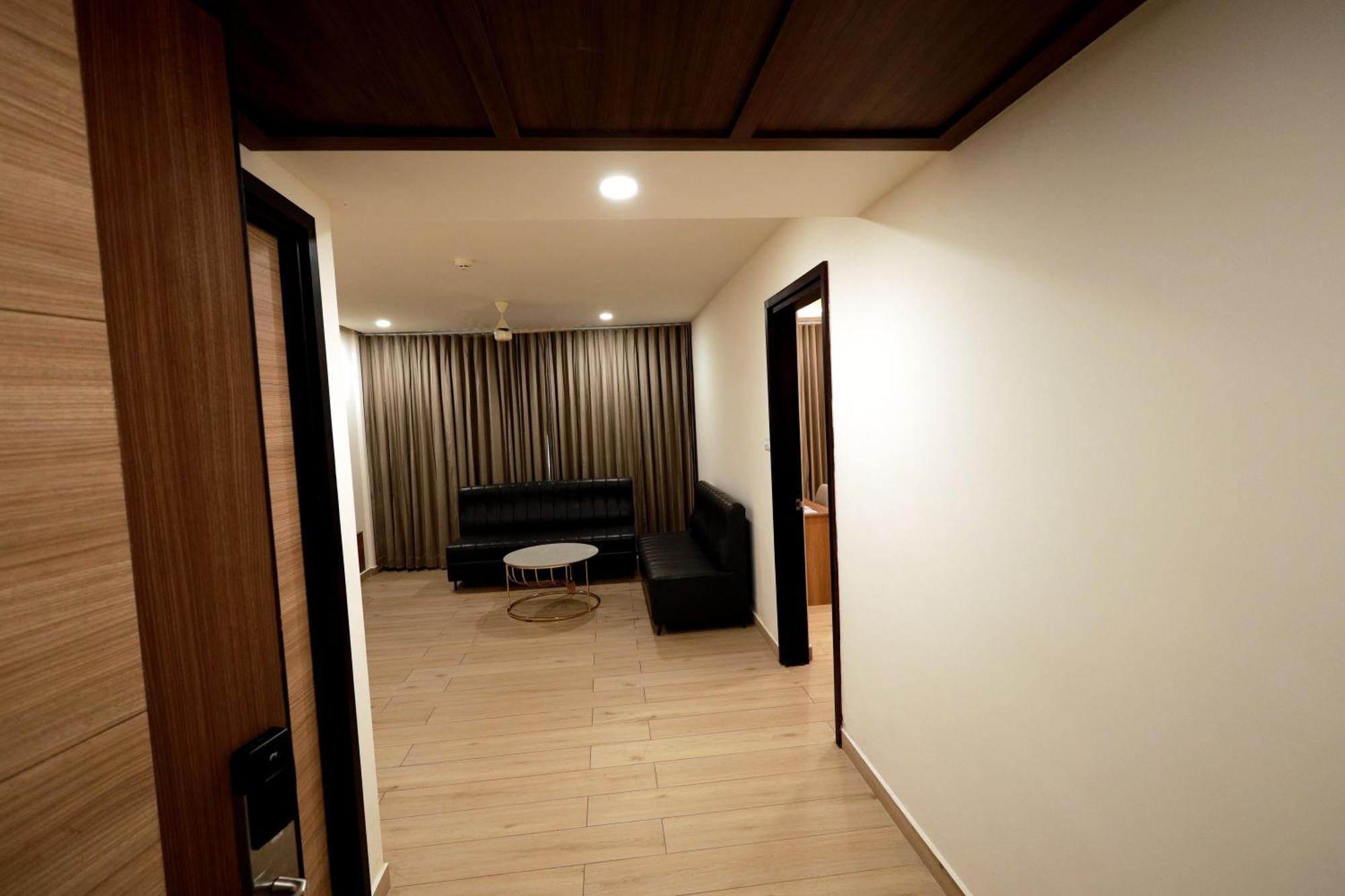 Viraj Retreat Hotel Mundrothuruth Kültér fotó